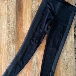 Express spandex with a shinny side